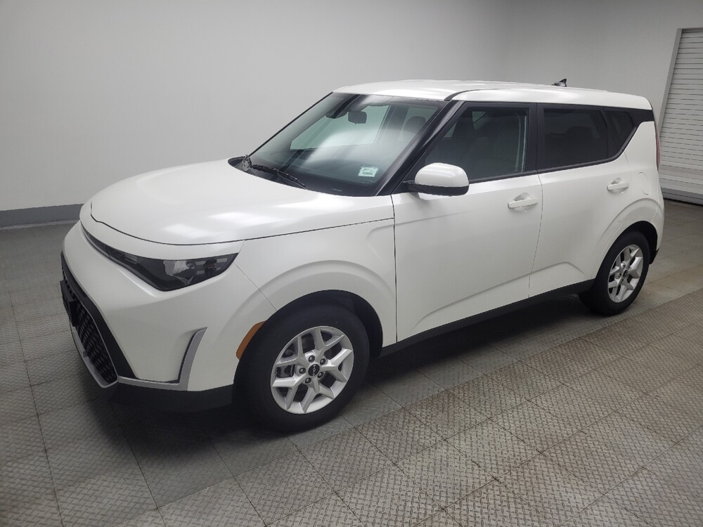 2025 Kia Soul in Ft Wayne, IN 46805 - 18125977 2