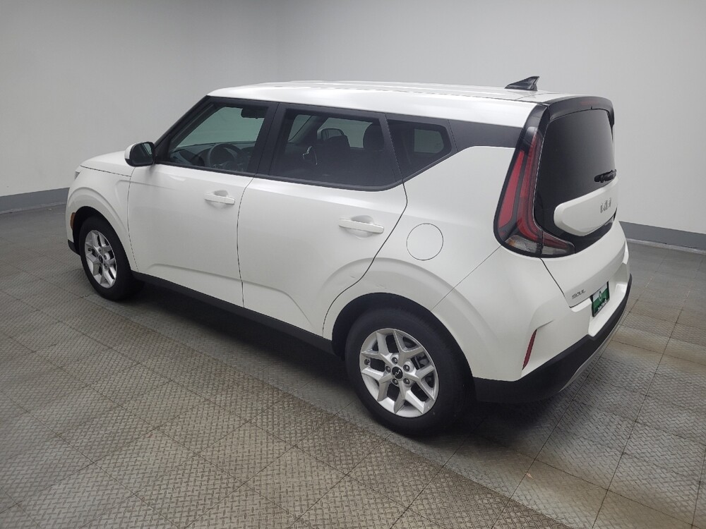 2025 Kia Soul in Ft Wayne, IN 46805 - 18125977 3
