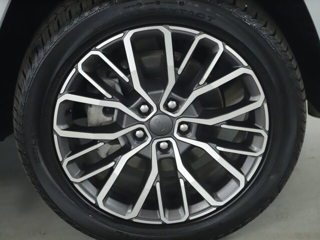 2024 Jeep Grand Cherokee L in Bedford, OH 44146 - 18125979 10