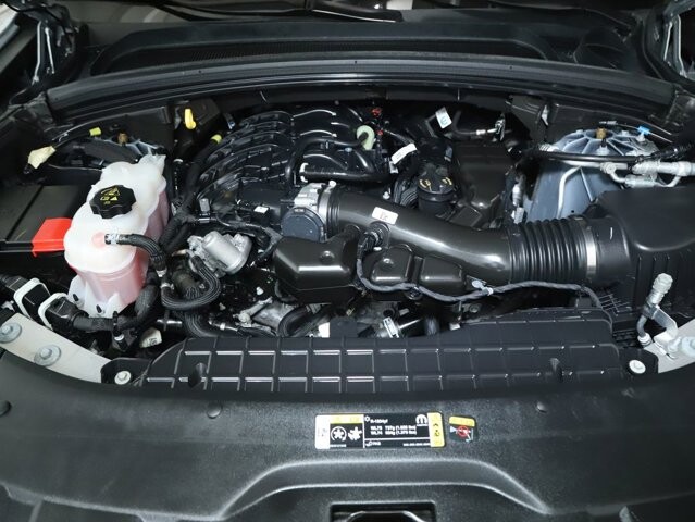 2024 Jeep Grand Cherokee L in Bedford, OH 44146 - 18125979 38