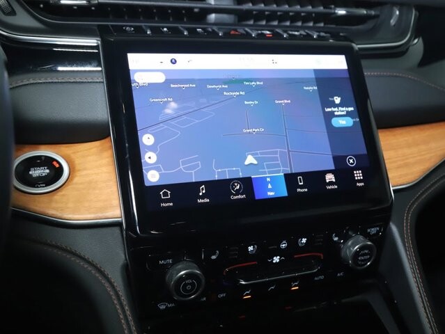 2024 Jeep Grand Cherokee L in Bedford, OH 44146 - 18125979 27