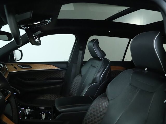 2024 Jeep Grand Cherokee L in Bedford, OH 44146 - 18125979 21