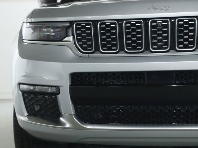 2024 Jeep Grand Cherokee L in Bedford, OH 44146 - 18125979 6