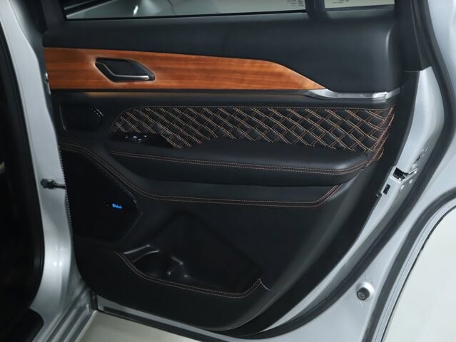 2024 Jeep Grand Cherokee L in Bedford, OH 44146 - 18125979 34