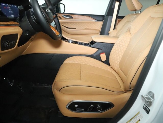 2024 Jeep Grand Cherokee in Bedford, OH 44146 - 18125981 19