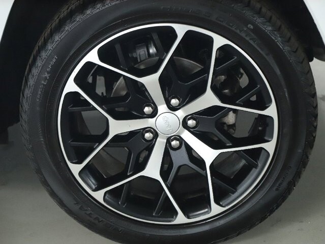 2024 Jeep Grand Cherokee in Bedford, OH 44146 - 18125981 40