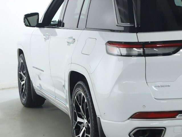 2024 Jeep Grand Cherokee in Bedford, OH 44146 - 18125981 42