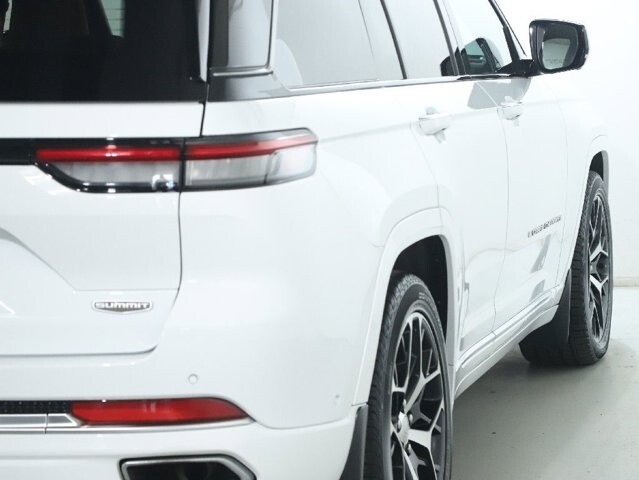 2024 Jeep Grand Cherokee in Bedford, OH 44146 - 18125981 46