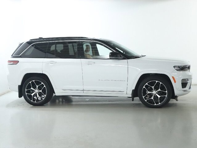 2024 Jeep Grand Cherokee in Bedford, OH 44146 - 18125981 11