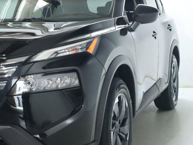 2025 Nissan Rogue in Bedford, OH 44146 - 18125983 4