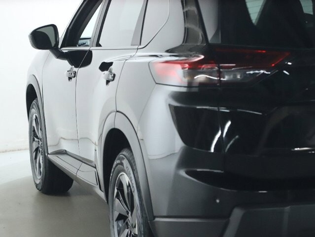 2025 Nissan Rogue in Bedford, OH 44146 - 18125983 41