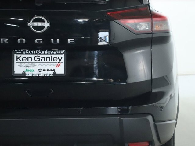 2025 Nissan Rogue in Bedford, OH 44146 - 18125983 44