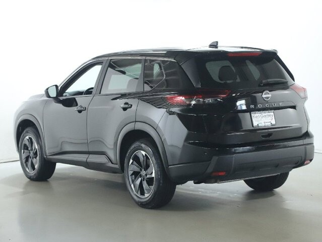 2025 Nissan Rogue in Bedford, OH 44146 - 18125983 40