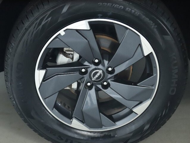 2025 Nissan Rogue in Bedford, OH 44146 - 18125983 37