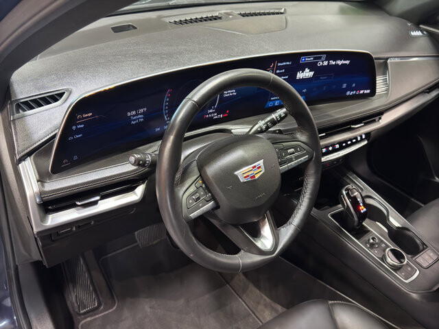 2025 Cadillac XT4 in Burlington, WI 53105 - 18125995 16