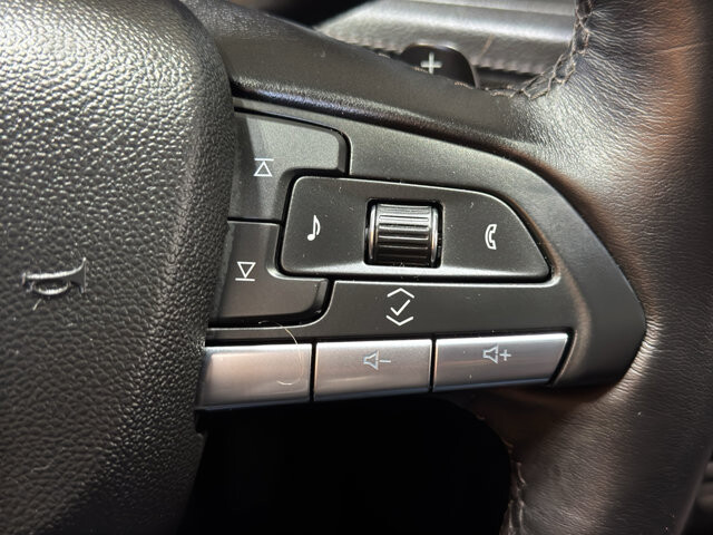 2025 Cadillac XT4 in Burlington, WI 53105 - 18125995 25