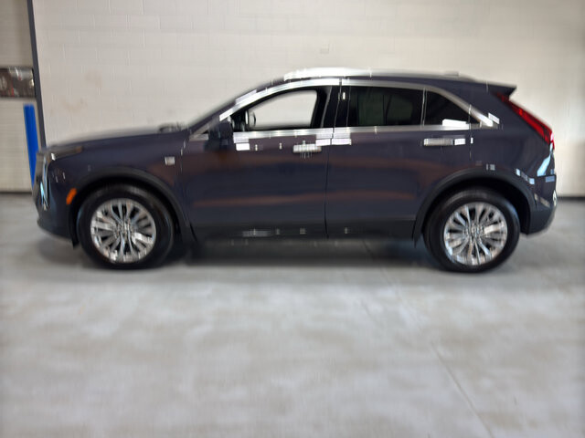 2025 Cadillac XT4 in Burlington, WI 53105 - 18125995 2