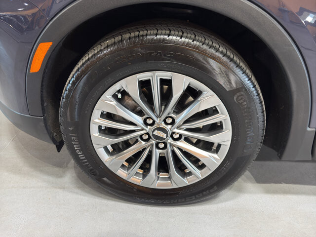 2025 Cadillac XT4 in Burlington, WI 53105 - 18125995 10