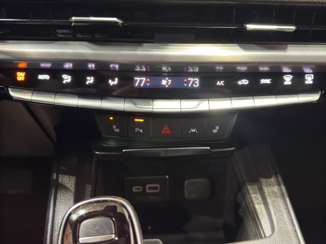 2025 Cadillac XT4 in Burlington, WI 53105 - 18125995 30