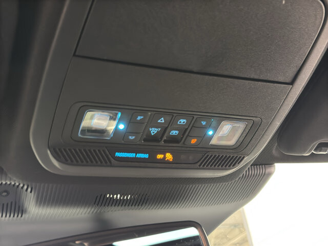 2025 Ford Explorer in Burlington, WI 53105 - 18125999 38