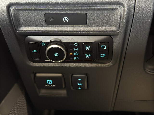 2025 Ford F150 in Burlington, WI 53105 - 18126000 35