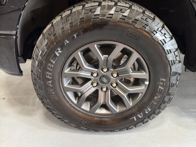2025 Ford F150 in Burlington, WI 53105 - 18126000 9