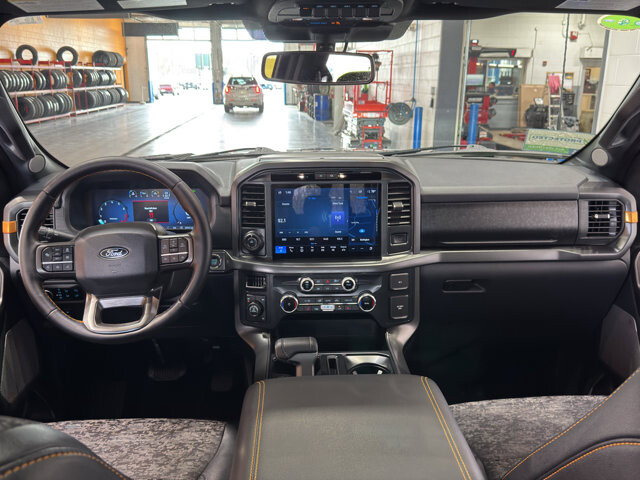 2025 Ford F150 in Burlington, WI 53105 - 18126000 14
