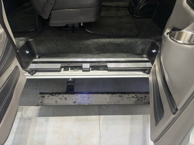 2026 Chevrolet Express 2500 in Burlington, WI 53105 - 18126002 29