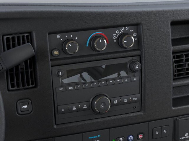 2026 Chevrolet Express 2500 in Burlington, WI 53105 - 18126002 70