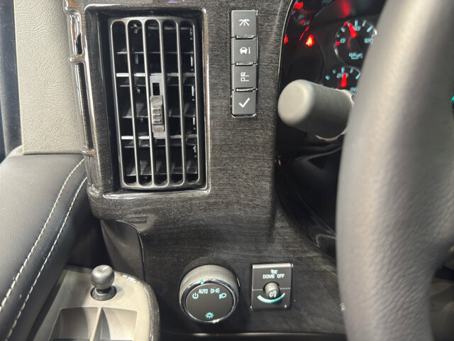 2026 Chevrolet Express 2500 in Burlington, WI 53105 - 18126002 43