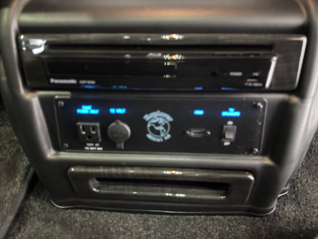 2026 Chevrolet Express 2500 in Burlington, WI 53105 - 18126002 23