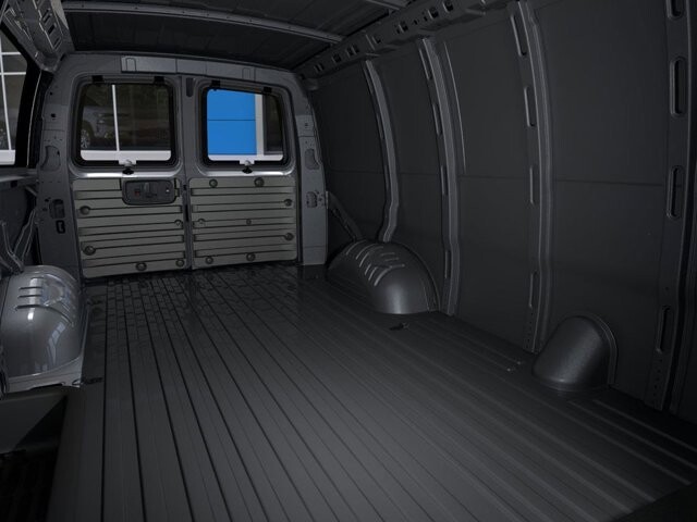 2026 Chevrolet Express 2500 in Burlington, WI 53105 - 18126002 67