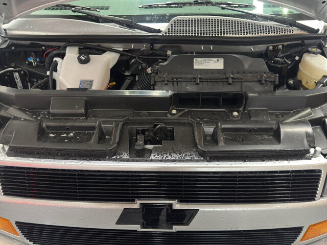 2026 Chevrolet Express 2500 in Burlington, WI 53105 - 18126002 50