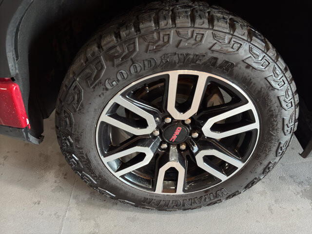 2025 GMC Sierra 1500 in Burlington, WI 53105 - 18126003 9