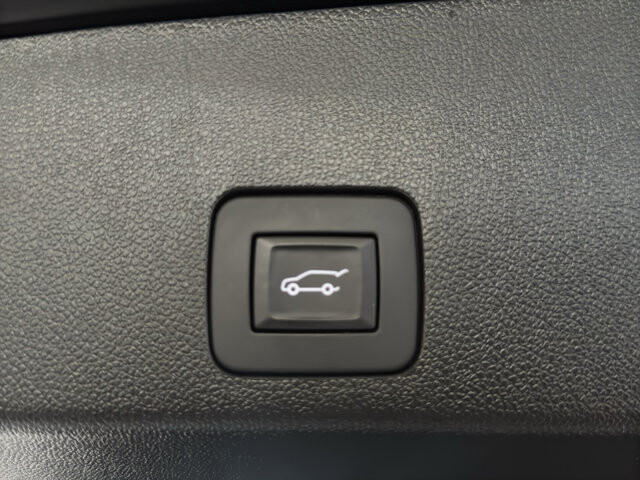 2024 Buick Encore GX in Burlington, WI 53105 - 18126005 21