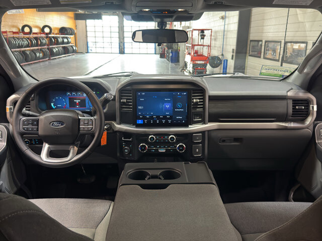 2025 Ford F150 in Burlington, WI 53105 - 18126006 15