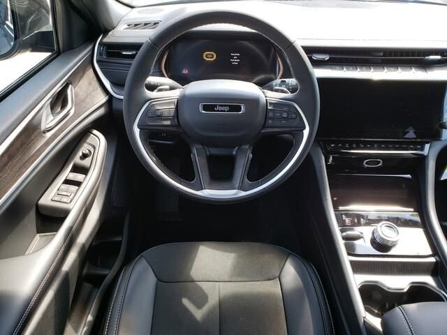 2026 Jeep Grand Cherokee in Bedford, OH 44146 - 18126008 10