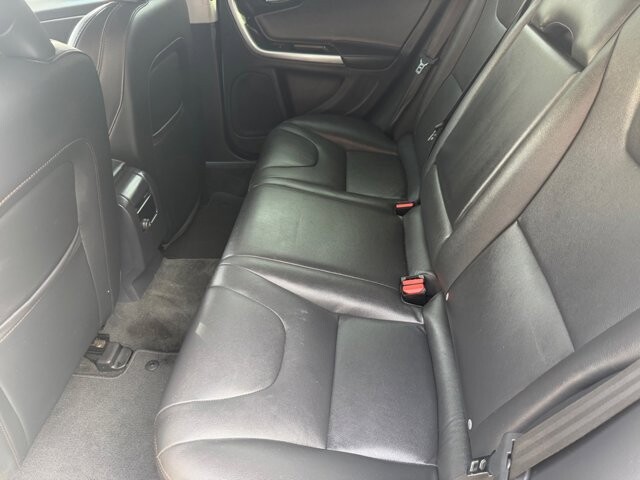 2016 Volvo V60 in Pottsville, PA 17901 - 18126009 19