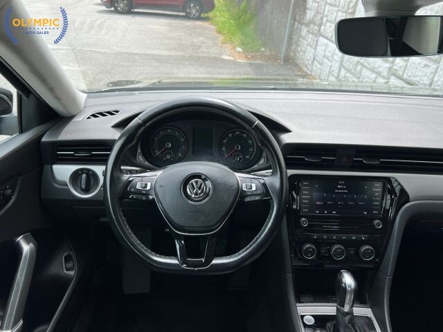 2020 Volkswagen Passat in Decatur, GA 30032 - 18126013 23