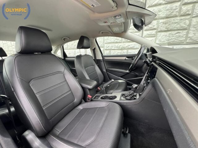 2020 Volkswagen Passat in Decatur, GA 30032 - 18126013 38