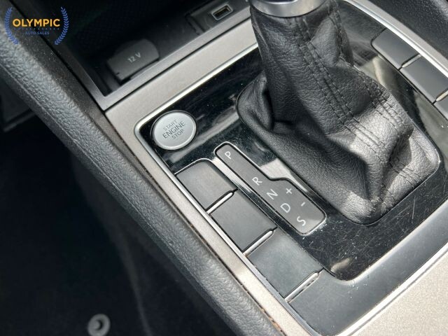 2020 Volkswagen Passat in Decatur, GA 30032 - 18126013 31