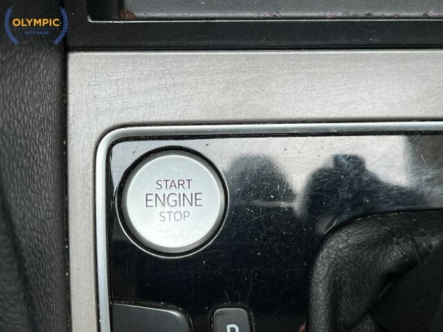 2020 Volkswagen Passat in Decatur, GA 30032 - 18126013 32