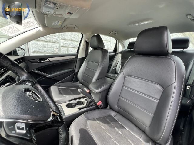 2020 Volkswagen Passat in Decatur, GA 30032 - 18126013 37