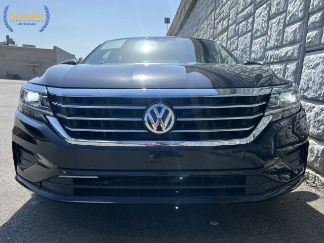 2020 Volkswagen Passat in Decatur, GA 30032 - 18126013 13