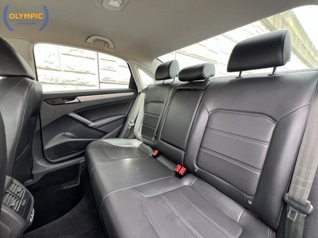 2020 Volkswagen Passat in Decatur, GA 30032 - 18126013 39