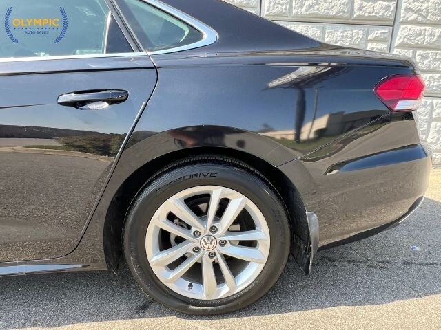 2020 Volkswagen Passat in Decatur, GA 30032 - 18126013 10