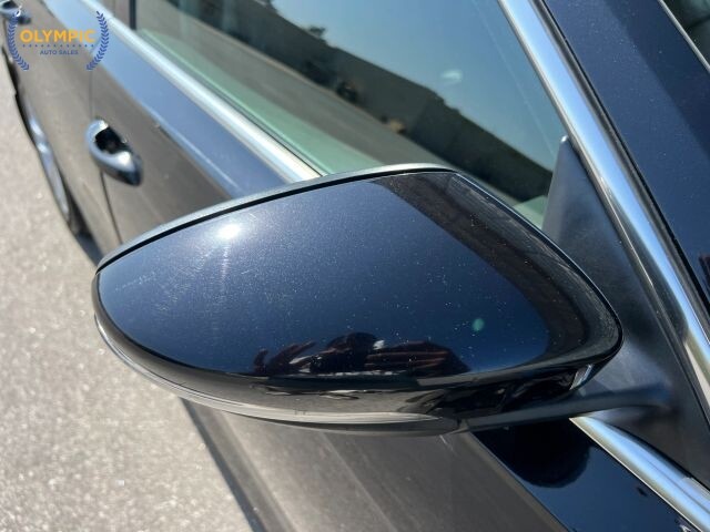 2020 Volkswagen Passat in Decatur, GA 30032 - 18126013 19