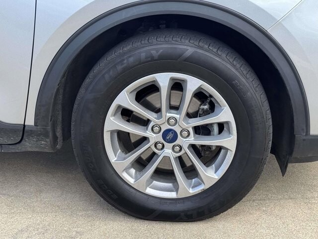 2022 Ford Escape in Winchester, VA 22602 - 18126015 7