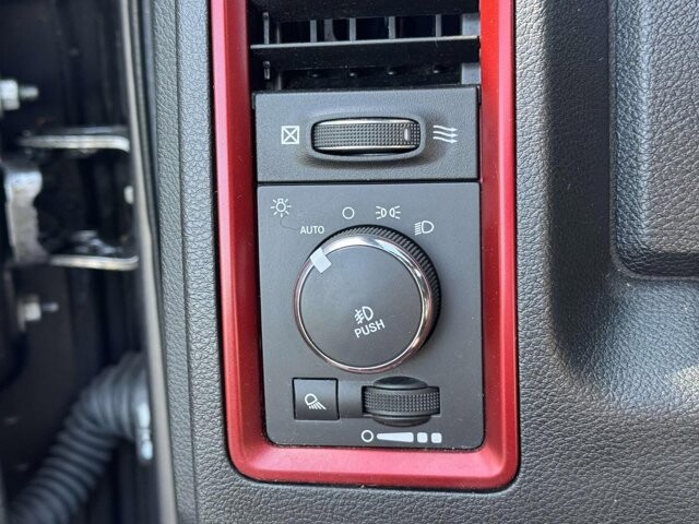 2016 RAM 1500 in Winchester, VA 22602 - 18126016 23