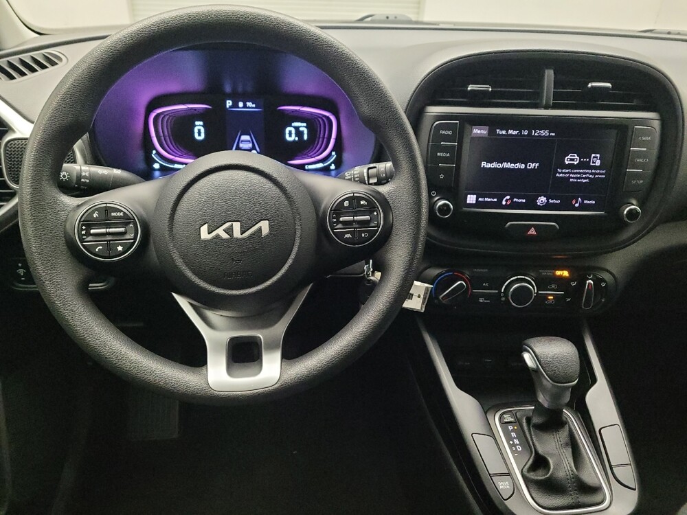 2023 Kia Soul in Montclair, CA 91763 - 18126018 22